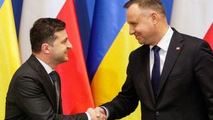 Польша отказывается сотрудничать с администрациями городов Украины, пропагандирующими нацизм