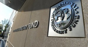 МВФ понижает прогнозы глобального роста и увеличивает российского.