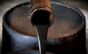 Bloomberg (США): мировые цены на нефть теперь контролируют только три человека