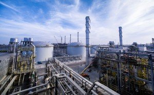 Нефтяной союз затрещал по швам: Россия снова отказалась сокращать добычу вместе с ОПЕК