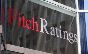 Fitch повысило кредитный рейтинг России