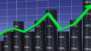 Нефть растёт более 10% на надеждах на стимулы и сигналах России о вероятности переговоров с ОПЕК.
