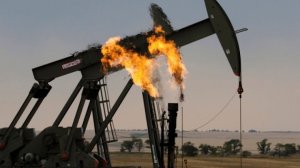 РЫНКИ СЕГОДНЯ: Нефть растет на ОПЕК+; режим пропусков в Москве