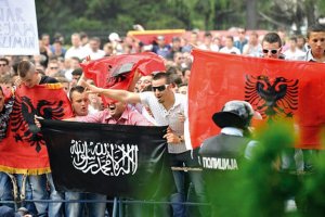 Пойдут ли албанцы в Македонии по «косовскому сценарию»?