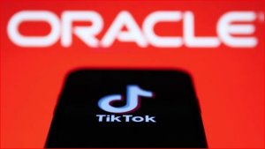 Oracle, как сообщается, выигрывает гонку за приобретением TikTok в США