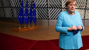 Подконтрольные Вашингтону: Прибалтика и Польша выступили против присутствия России на саммите ЕС