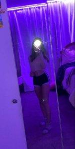 Опять Оляска заплакала